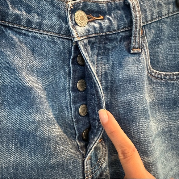 Lucky Brand Jeans Medium Wash Size 6 / 28 Raw Hem Button‎ Fly - Picture 3 of 11